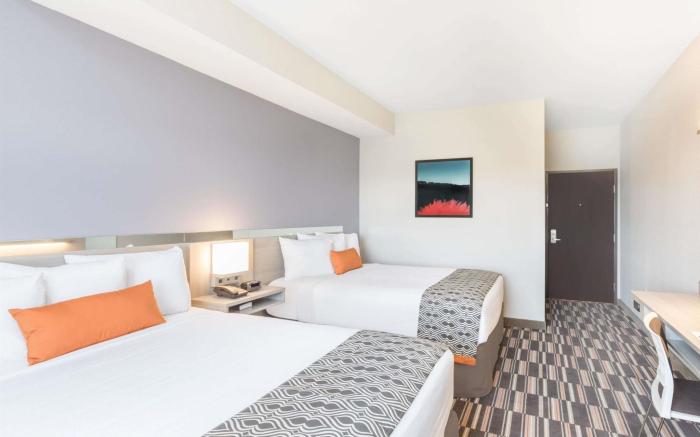 Microtel Inn & Suites by Wyndham Perry