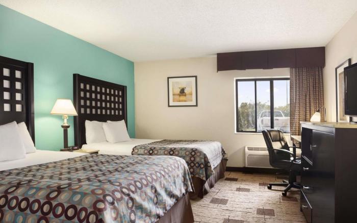 Days Inn by Wyndham Fort Smith