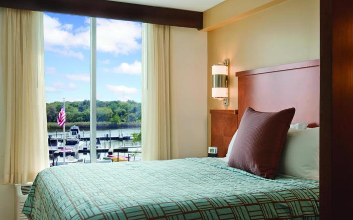 Hyatt Place Long Island East End
