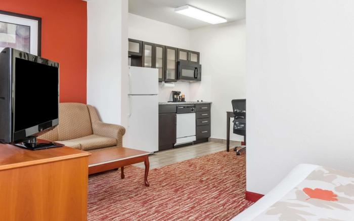 Hawthorn Suites By Wyndham Irving DFW South