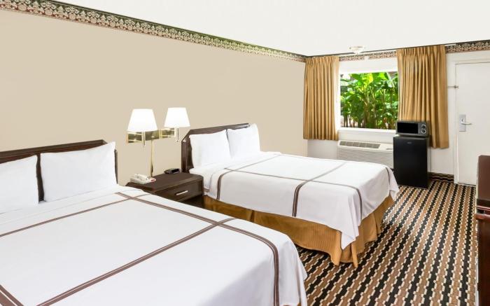Travelodge by Wyndham Shreveport LA