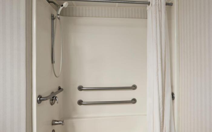 Days Inn & Suites by Wyndham Albany
