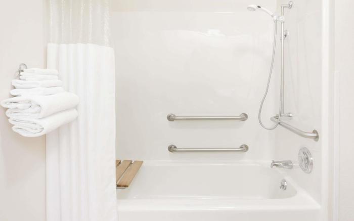 Days Inn & Suites by Wyndham Madison