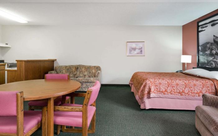 Super 8 By Wyndham Perham