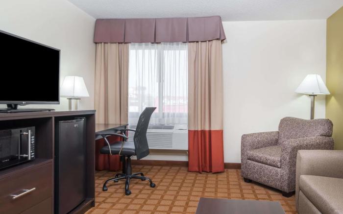 Super 8 By Wyndham Rice Lake