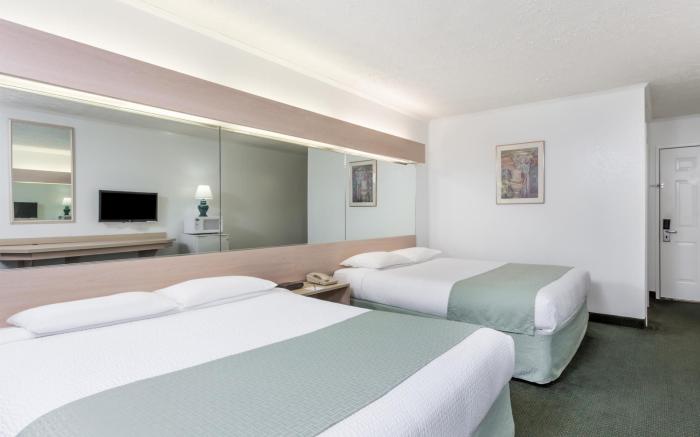 Microtel Inn & Suites by Wyndham Athens