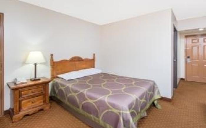 Super 8 By Wyndham Branson/Andy Williams Theatre