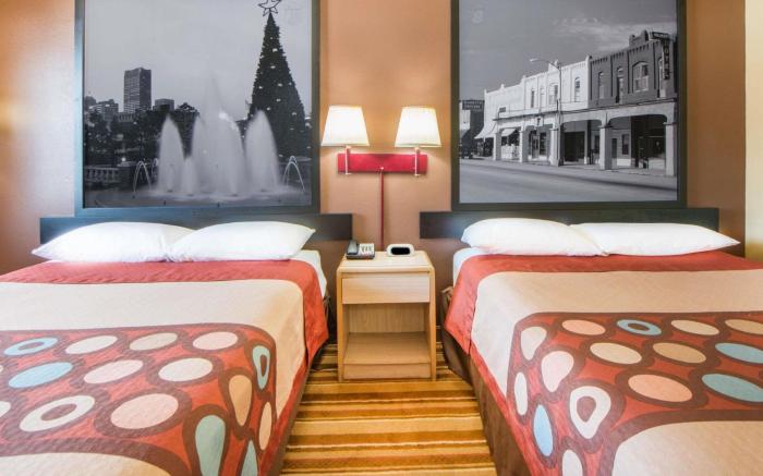 Super 8 By Wyndham Big Cabin/Vinita Area