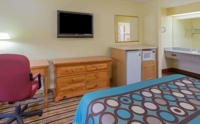 Super 8 By Wyndham Norcross/I-85 Atlanta