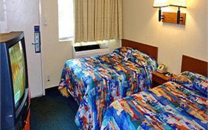 Motel 6 Dania Beach