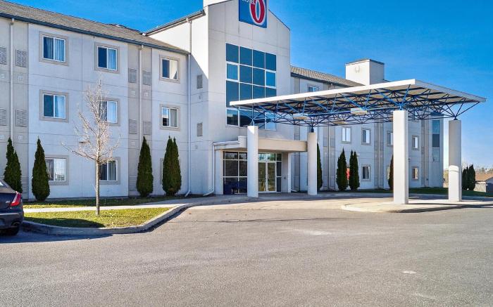 Motel 6-Peterborough, ON
