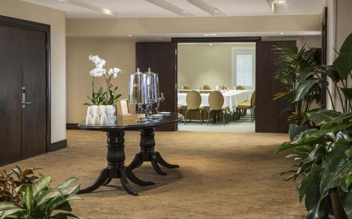 The Palms Hotel & Spa