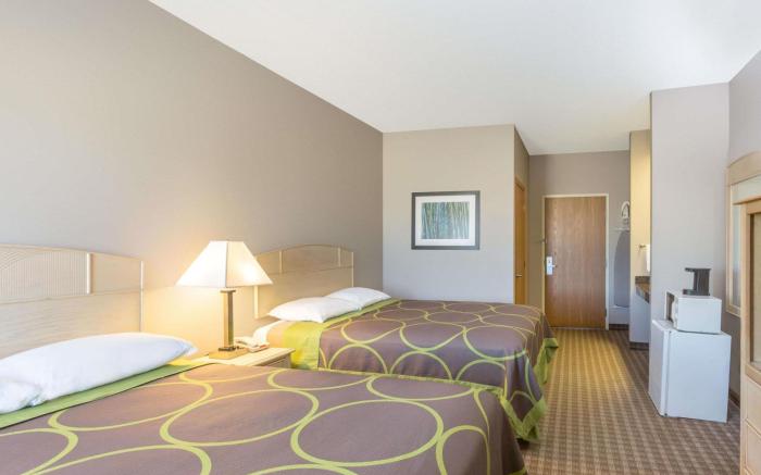 Super 8 By Wyndham Carroll/East