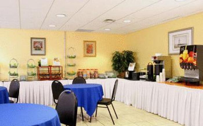 Residence & Conference Centre - Oakville