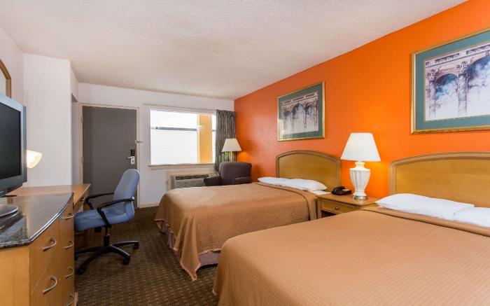 Howard Johnson by Wyndham Virginia Beach