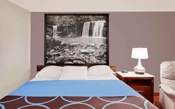 Super 8 By Wyndham Fayetteville