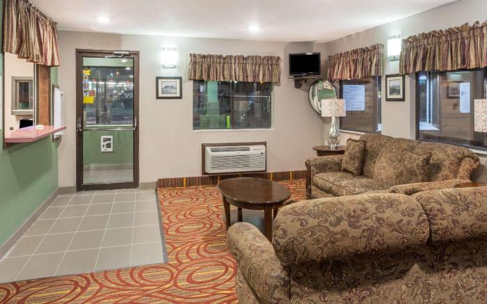 Super 8 By Wyndham Rock Springs