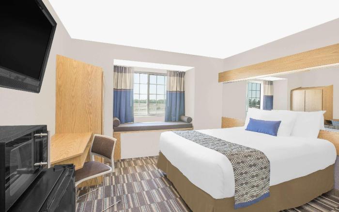 Microtel Inn & Suites by Wyndham Ames