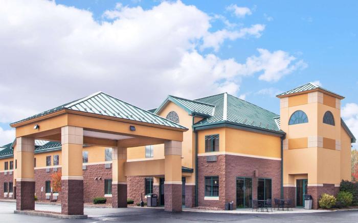 Days Inn by Wyndham Brewerton/ Syracuse near Oneida Lake