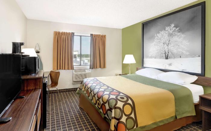 Super 8 By Wyndham Norfolk