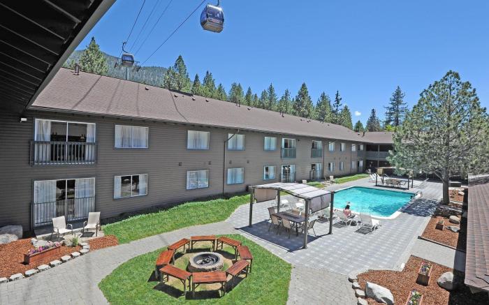 Forest Suites Resort at the Heavenly Village