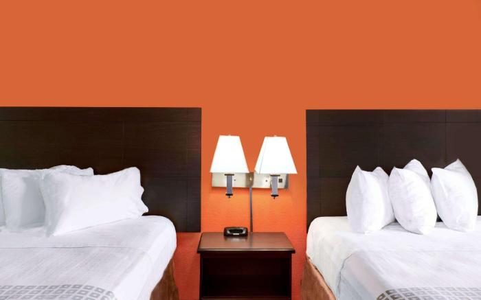 Howard Johnson by Wyndham Modesto Ceres