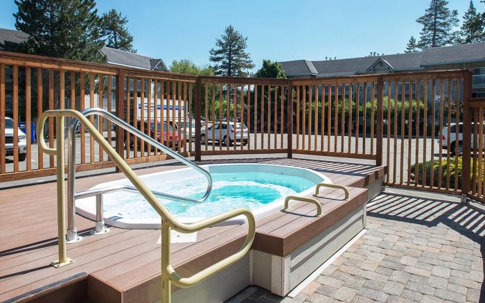 The Beach Retreat & Lodge at Tahoe