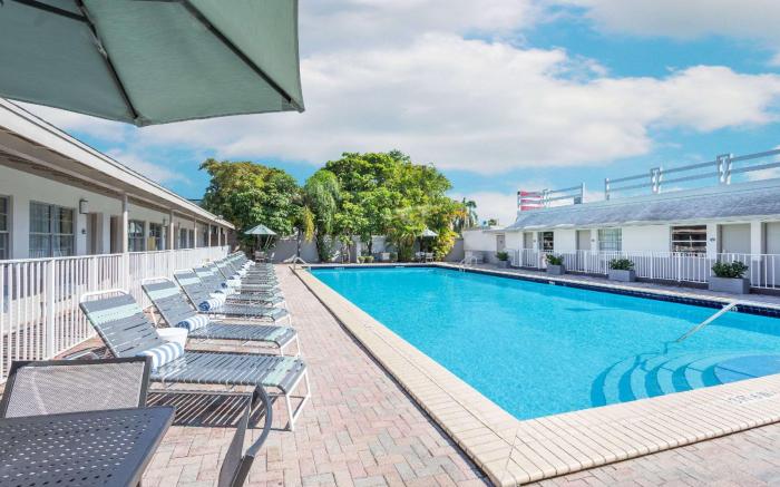 Days Inn by Wyndham Miami Airport North