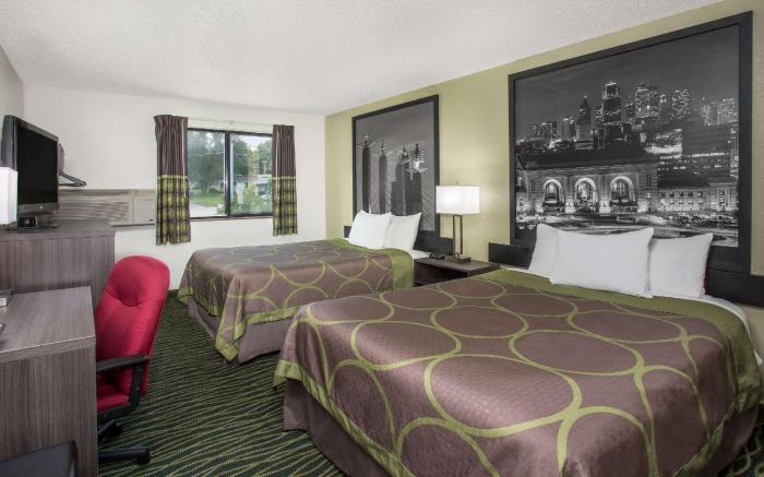Super 8 By Wyndham Independence Kansas City