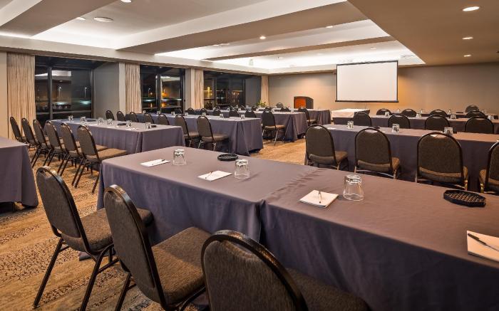Executive Inn & Suites Oakland