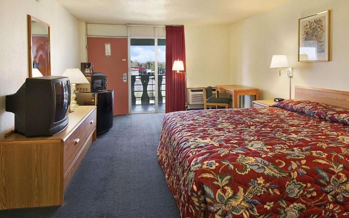 Days Inn by Wyndham Okmulgee