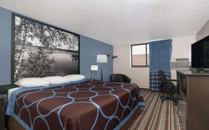 Super 8 By Wyndham Willmar