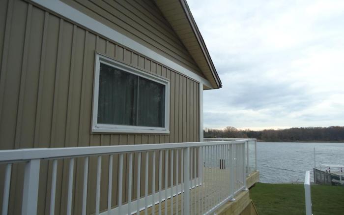Bayside Inn & Waterfront Suites