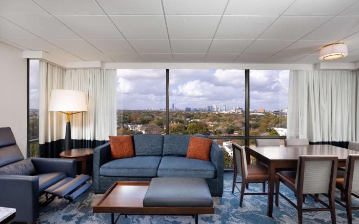 DoubleTree by Hilton Houston Medical Center Hotel & Suites