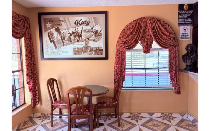 Express Inn & Suites Houston Katy