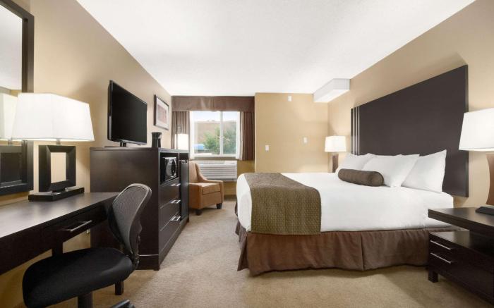 Days Inn by Wyndham Calgary Northwest