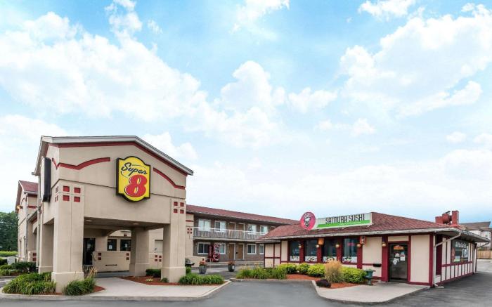 Super 8 By Wyndham Guelph