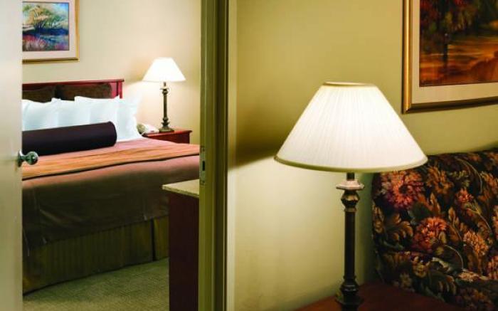 Quality Inn & Suites Downtown - University Area