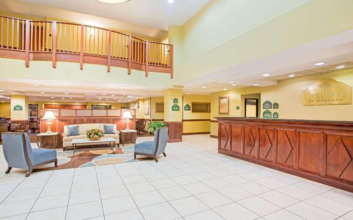 Holiday Inn Express Mobile I 65 By IHG