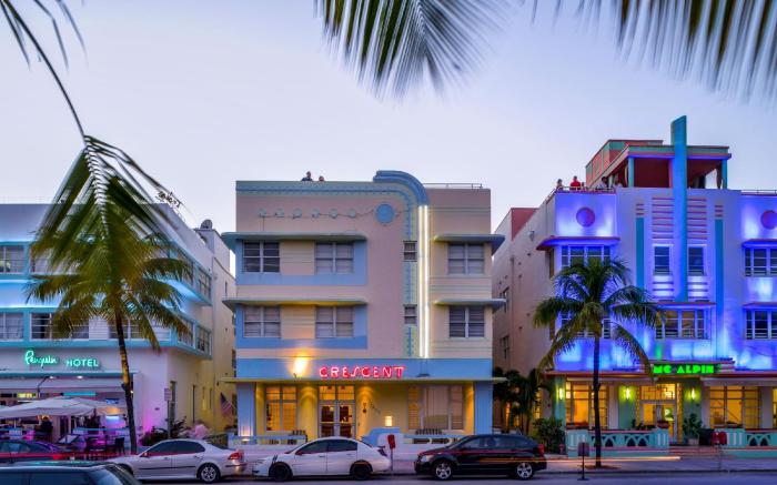 Hilton Vacation Club Crescent on South Beach Miami