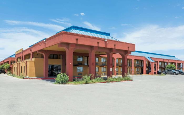 Days Inn by Wyndham Midland