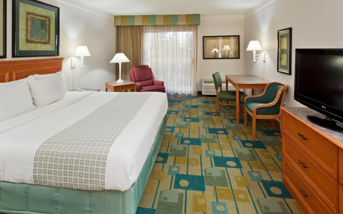 La Quinta Inn & Suites by Wyndham Redding