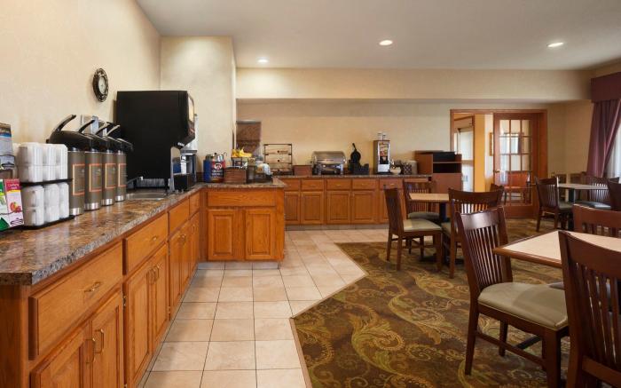 Country Inn & Suites by Radisson, Albert Lea - Austin