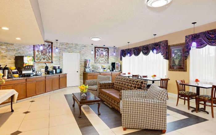 Days Inn by Wyndham Columbus