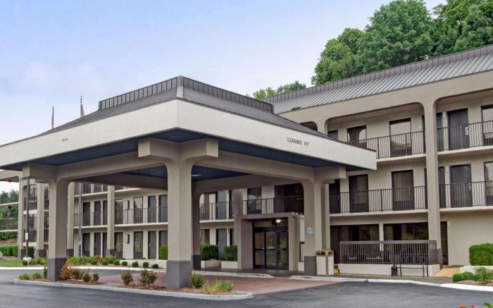 Baymont by Wyndham Nashville Airport/ Briley