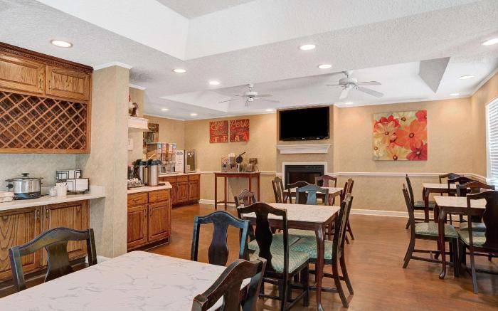 Baymont by Wyndham Jacksonville/Butler Blvd