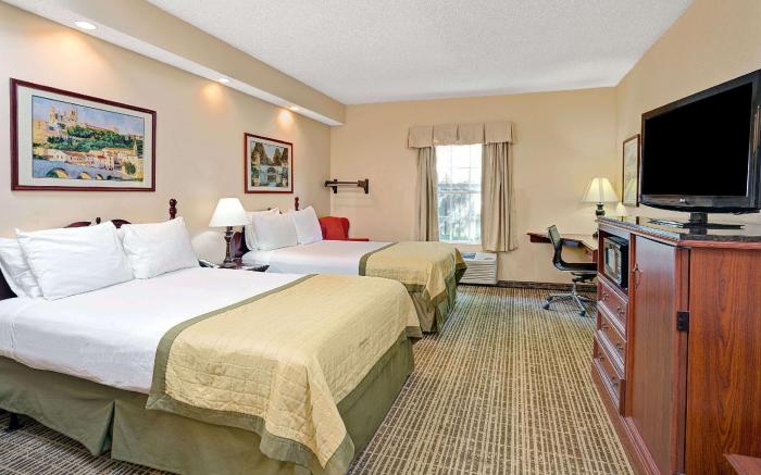 Baymont by Wyndham Jacksonville/Butler Blvd