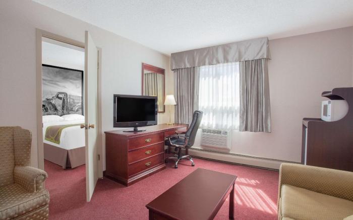 Super 8 By Wyndham Lethbridge