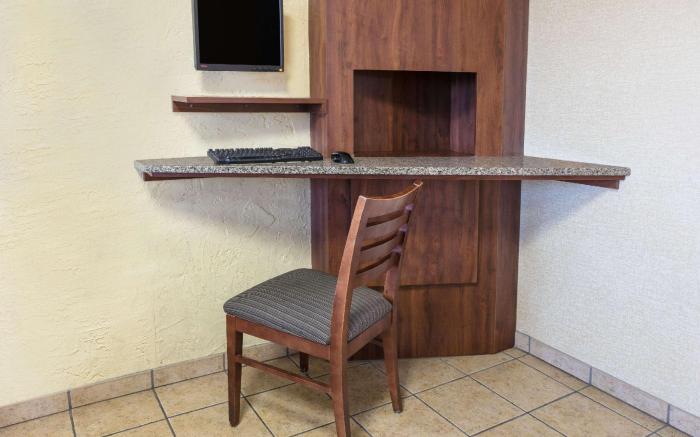 Quality Inn - Denton