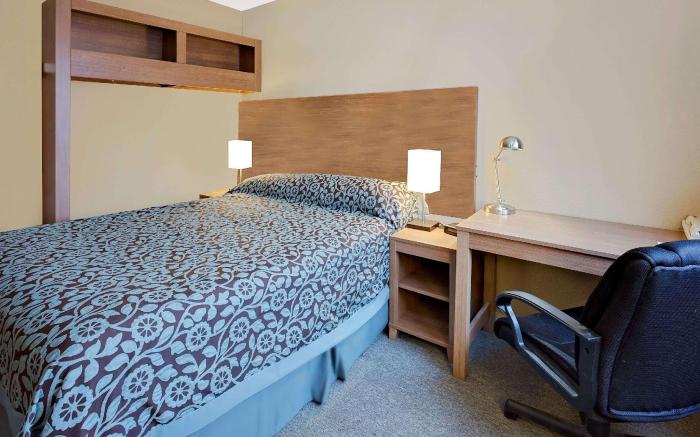 Days Inn by Wyndham Winona